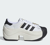 Nem Gazelle, nem Samba: o Adidas Superstar Bold em tom 'merengue suíço' resgata a tendência da plataforma e conquista quem busca mais altura com conforto