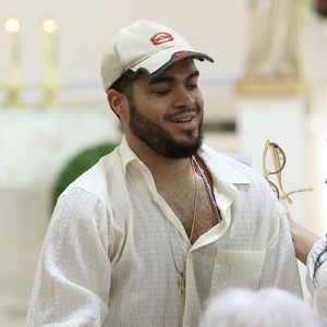 Francisco, durante missa de sétima dia de Preta Gil, contou que, muitas vezes, a filha de 9 anos ajuda a consolá-lo