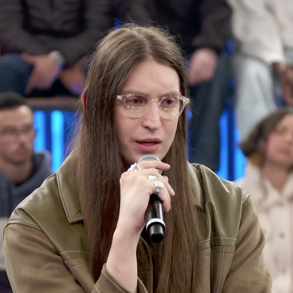 Felca: "Quem tem que ter medo são eles, não a pessoa que está denunciando. Quem tem que ter medo são os pedófilos", disparou Felca durante a entrevista