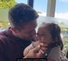 Rafael Cardoso surgiu em vídeo brincando com a filha caçula, Helena, de 2 anos
