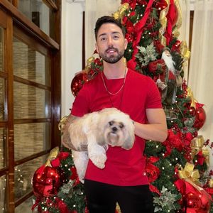 Rico Melquiades também mudou seu olhar com o 'fox eyes', que eleva e alonga o olhar