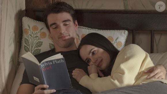 Apesar do cenário verídico, "Meu Ano em Oxford" é uma obra de ficção com elementos inspirados na vivência da autora