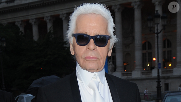 Karl Lagerfeld, o icônico designer de moda e ex-diretor criativo da Chanel, morreu em 2019