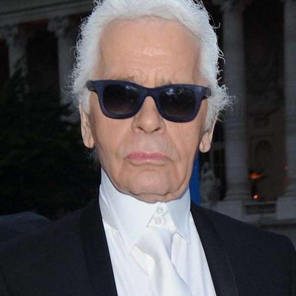 Karl Lagerfeld, o icônico designer de moda e ex-diretor criativo da Chanel, morreu em 2019