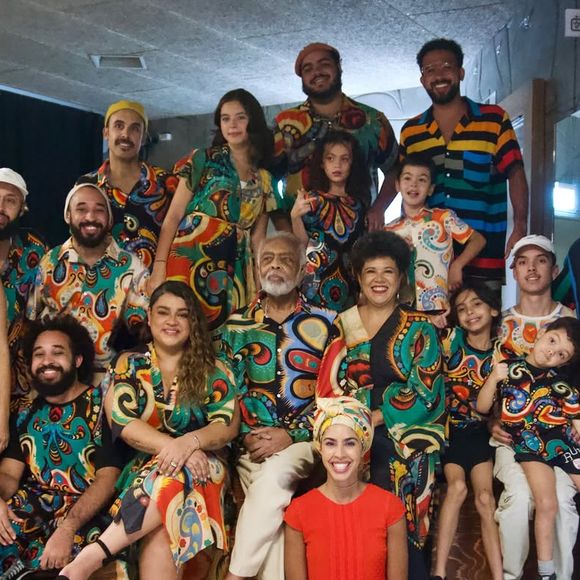 Mesmo diante da perda, o músico destacou que a data seguirá marcada pela “alegria e celebração”.