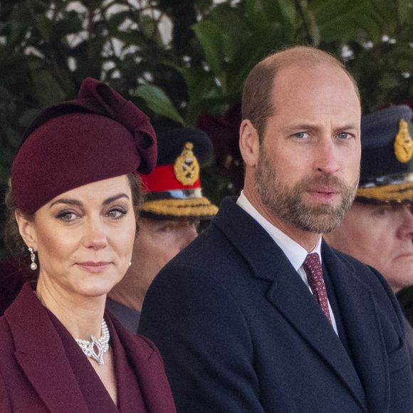 Kate Middleton e Príncipe William em evento real nesta terça-feira (3)