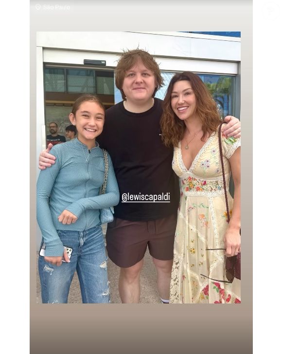 Filha de Jorginho e Catarina Harding, Ada surgiu sorridente em foto com Lewis Capaldi em hotel do Lollapalooza 2026
