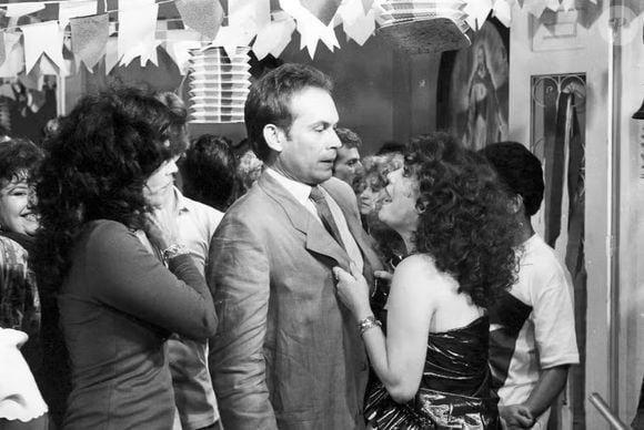 Audiência da novela 'Roque Santeiro' atingiu frequência em restaurantes, bares, teatros e cinemas