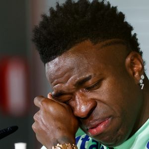 Vini Jr. foi liberado e não compareceu ao estádio do Real Madrid para a última rodada do Campeonato Espanhol; time terminou a temporada 2025/2026 sem título algum