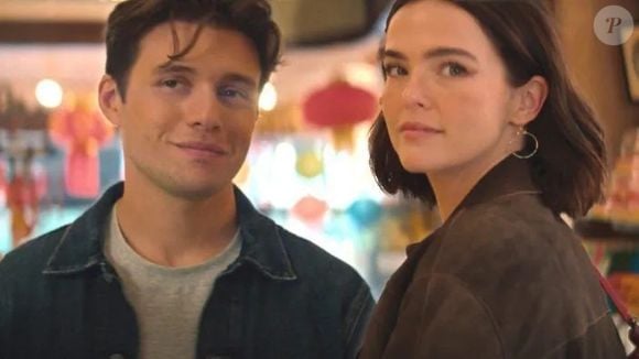Zoey Deutch e Nick Robinson emocionam em 'Mensagens para Isabelle'