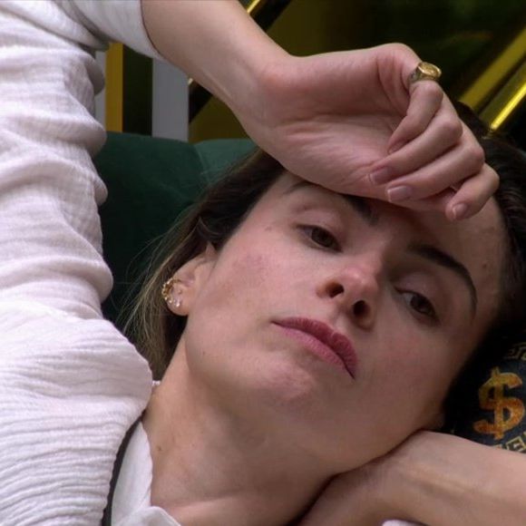 Devido ao seu luto, Ana Paula Renault pode escolher não participar dos compromissos, o que ainda é uma incerteza na Globo