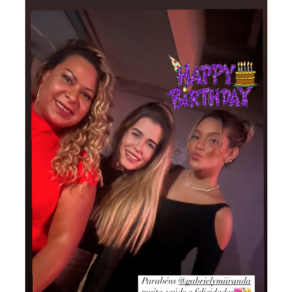Sogra de Gabriely Miranda publicou uma foto ao seu lado a desejando feliz aniversário