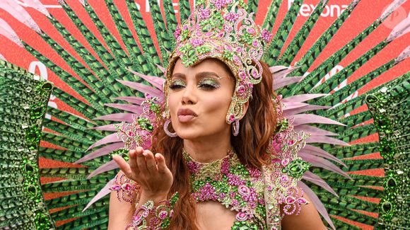 O Carnaval do Rio de Janeiro 2025 promete muita festa, alegria e, claro, blocos de rua imperdíveis!