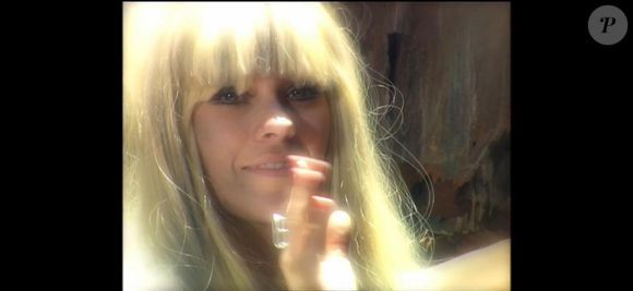 Leona (Carolina Dieckmann) também foi para o inferno em 'Cobras & Lagartos'