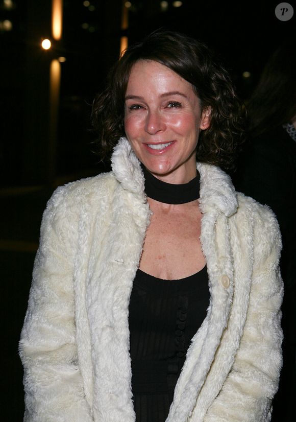 Jennifer Grey passou um bom tempo longe da mídia pela sua transformação
