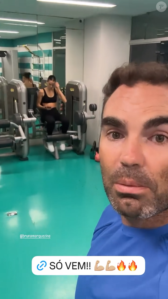 Bruna Marquezine realizou mais uma sessão de exercícios com Chico Salgado, personal trainer queridinho de famosas
