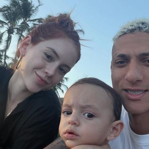 Nos últimos dias, Richarlison e a esposa, Amanda Araújo, comemoraram o primeiro aninho do filho, Richarlison Jr.