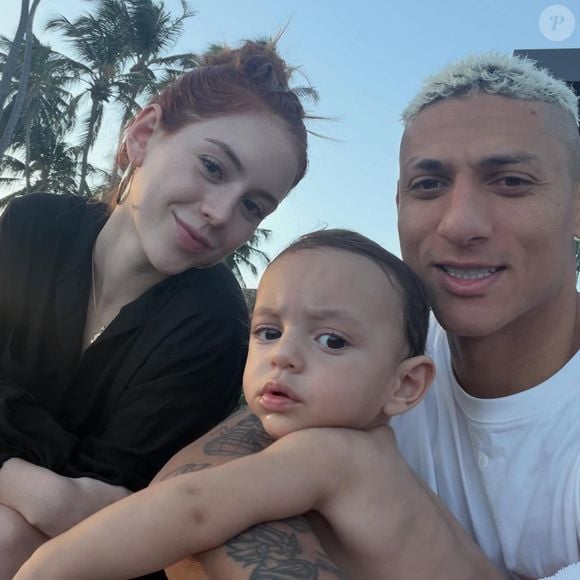 Nos últimos dias, Richarlison e a esposa, Amanda Araújo, comemoraram o primeiro aninho do filho, Richarlison Jr.
