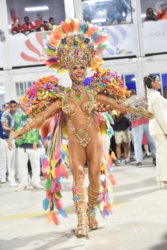 Carnaval 2025: Sabrina Sato é a rainha de bateria da Vila Isabel