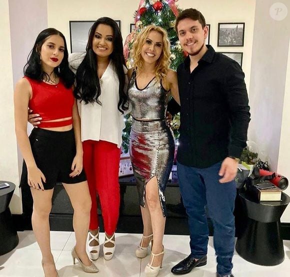 Joelma tem três filhos: Natália, Yago e Yasmin