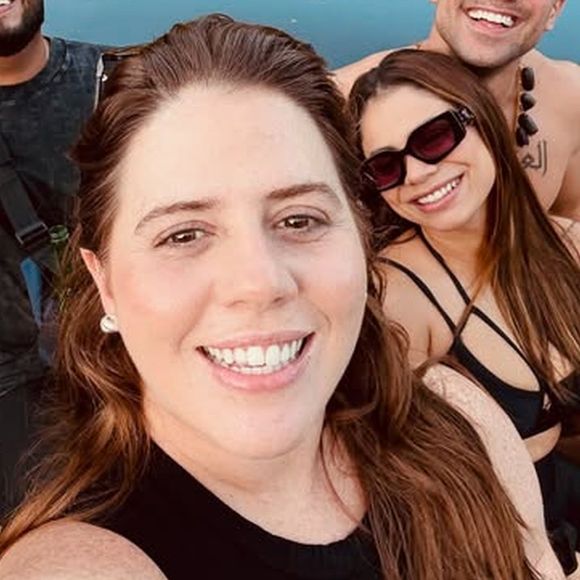 Tati Machado viajou com Lexa, que também sofreu com a morte da filha, após perder o bebê