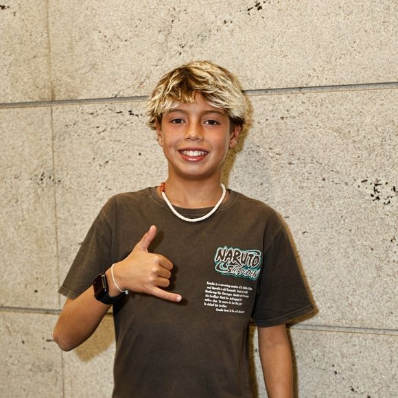 Desde 2014, Dom, o primogênito de Luana Piovani, mora com Pedro Scooby e Cintia Dicker no Brasil