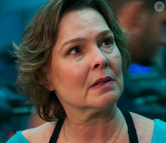 Louise Cardoso relembrou um episódio de sonambulismo ocorrido durante as gravações do clássico humorístico 'TV Pirata'.