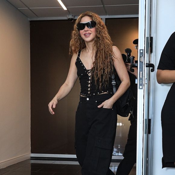 Shakira pediu união frente à política de deportação de Trump: 'Tratamento deve ser humano'