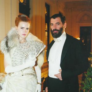 2001: Ana Paula Arósio esteve bem diferente com o cabelo ruivo na minissérie 'Os Maias'