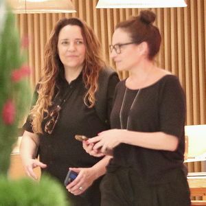 Ana Carolina hoje: grande ícone da MPB tem relacionamento com a produtora Ramona Bakker.