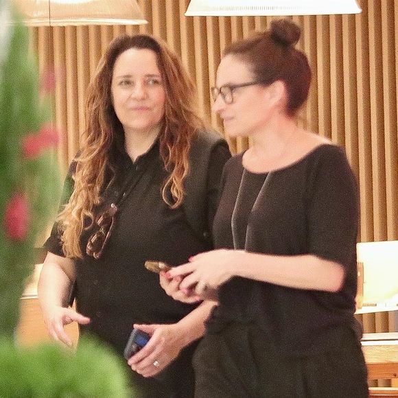 Ana Carolina hoje: grande ícone da MPB tem relacionamento com a produtora Ramona Bakker.