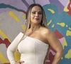 Rosana (Viviane Araújo) sofre com o filho no hospital na novela Volta por Cima