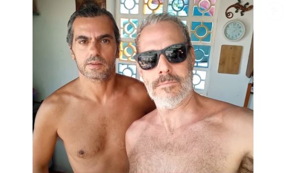 Galã da Globo nos anos 1990, Nico Puig namora o produtor Jefferson Lattari há cerca de trinta anos: 'E assim seguimos... Juntos sempre'