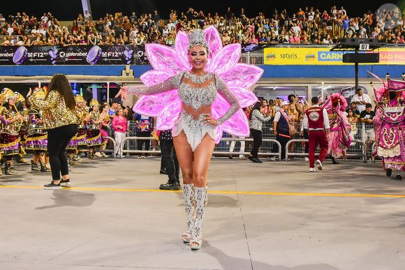 Carnaval 2026 de SP: Rosas de Ouro vai defender o título de 2025, o 7º da escola