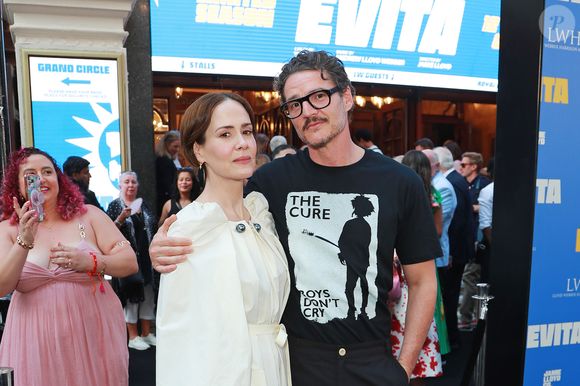 Sarah Paulson ajudou Pedro Pascal a sobreviver em Nova York