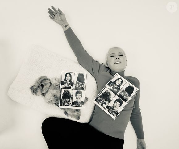 Xuxa Meneghel confessou que costumava demonstrar à filha o desejo de ser avó muito antes do anúncio da gravidez. “Desculpa, Sasha, eu te pedir todas as vezes que vc namorava… aí vc casou e eu disse: 'agora eu já posso ser vovó'