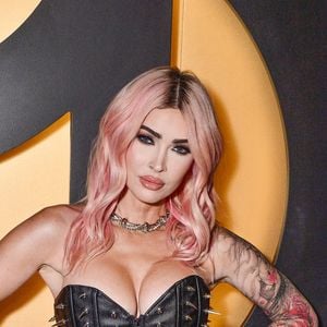 Prática de Megan Fox e Cameron Diaz pode ajudar a emagrecer, mas deve ser acompanhada de uma dieta balanceada