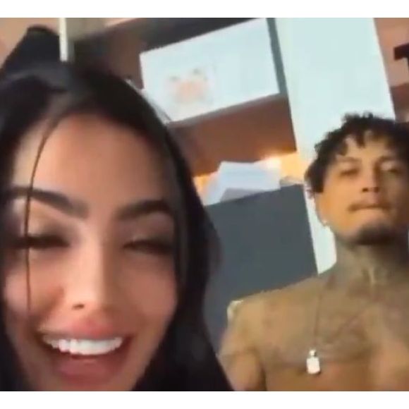 'A humilhação que passei': após vídeo íntimo vazado, MC Mirella revela sufoco para assistir Corinthians x Palmeiras