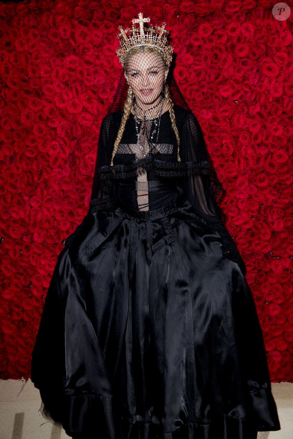 Madonna teve a carreira marcada por inúmeras polêmicas de cunho religioso