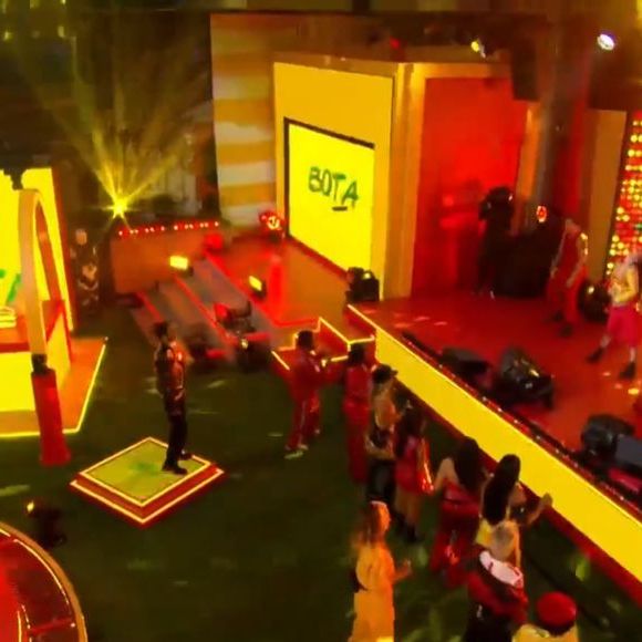 Ludmilla se apresentou aos brothers neste sábado (28) no 'BBB 26'