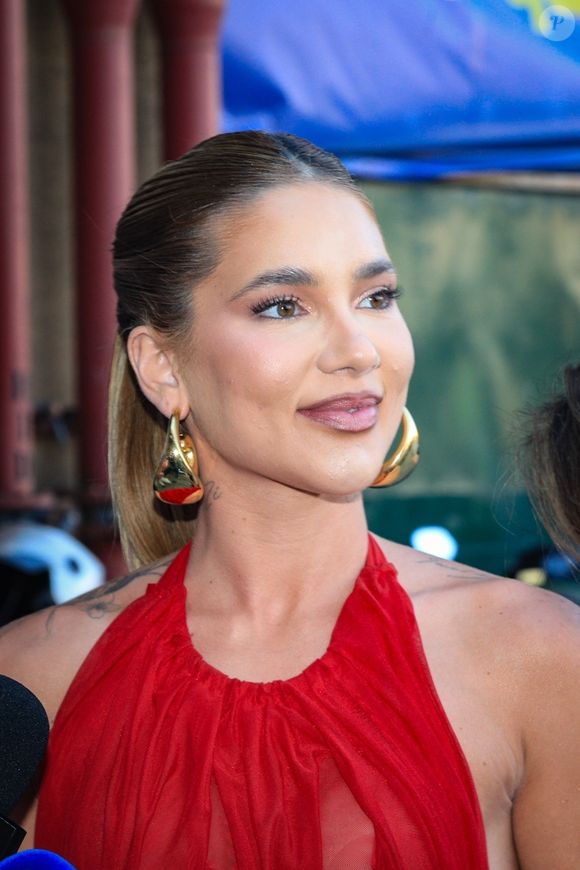 Virginia Fonseca tem adiantado gravações para poder honrar seus compromissos com a Grande Rio rumo ao carnaval 2026, onde será rainha de bateria