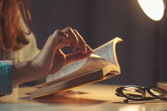 Com essa reflexão, Descartes pretendia desmantelar a educação de sua época e apontar o que ele considerava um perigo: o uso da erudição histórica e da leitura dos clássicos como uma rota de fuga para evitar o confronto com a realidade do presente.