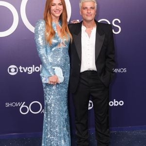Giovanna Ewbank e Bruno Gagliasso renovaram os votos do casamento e Fernanda Paes Leme não participou