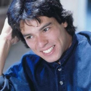 Poucos noveleiros vão lembrar: uma coincidência impressionante liga importante ator de 'Dona de Mim' ao Téo da novela 'A Viagem'. Descubra!