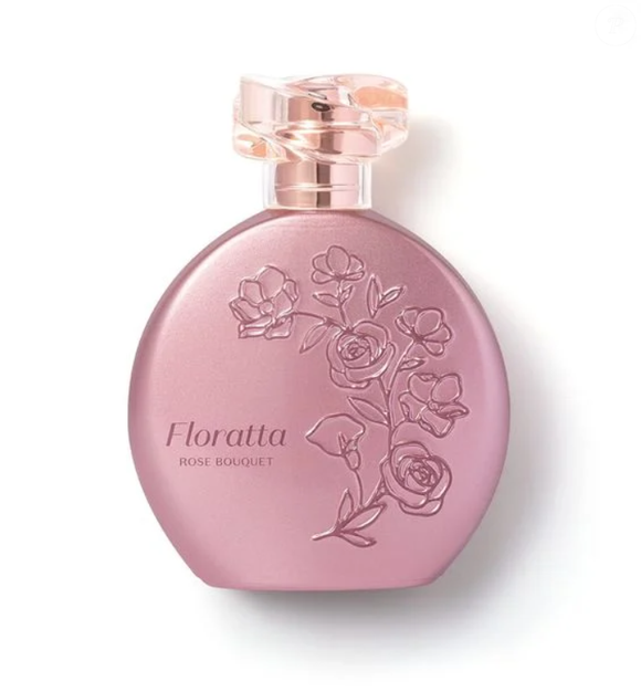Perfume Floratta Rose Bouquet Desodorante Colônia 75ml traz notas florais e delicadas como rosa, bergamota e flor de lótus na composição.