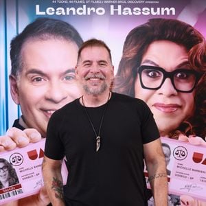 Leandro Hassum relata que sabia que o pai era bem-sucedido e oferecia uma vida confortável à família, mas só descobriu aos 21 anos as práticas ilícitas