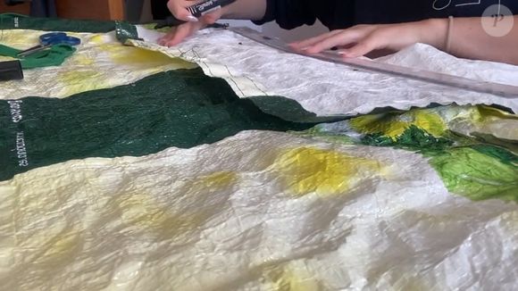 Mantenha as seções centrais intactas, pois elas formarão a estrutura principal do seu organizador.