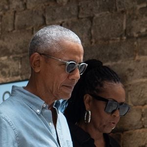 Barack Obama e Michelle Obama tem duas filhas juntos:  Malia (26 anos) e Sasha (23 anos)