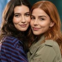 Resumo da novela 'Três Graças' (22 a 27 de dezembro): Amor assumido! Lorena e Juquinha engatam namoro e Ferette descobre tudo; Bagdá sequestra Paulinho