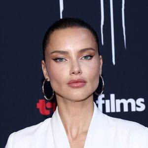 Victoria’s Secret Show 2025: Adriana Lima é destaque